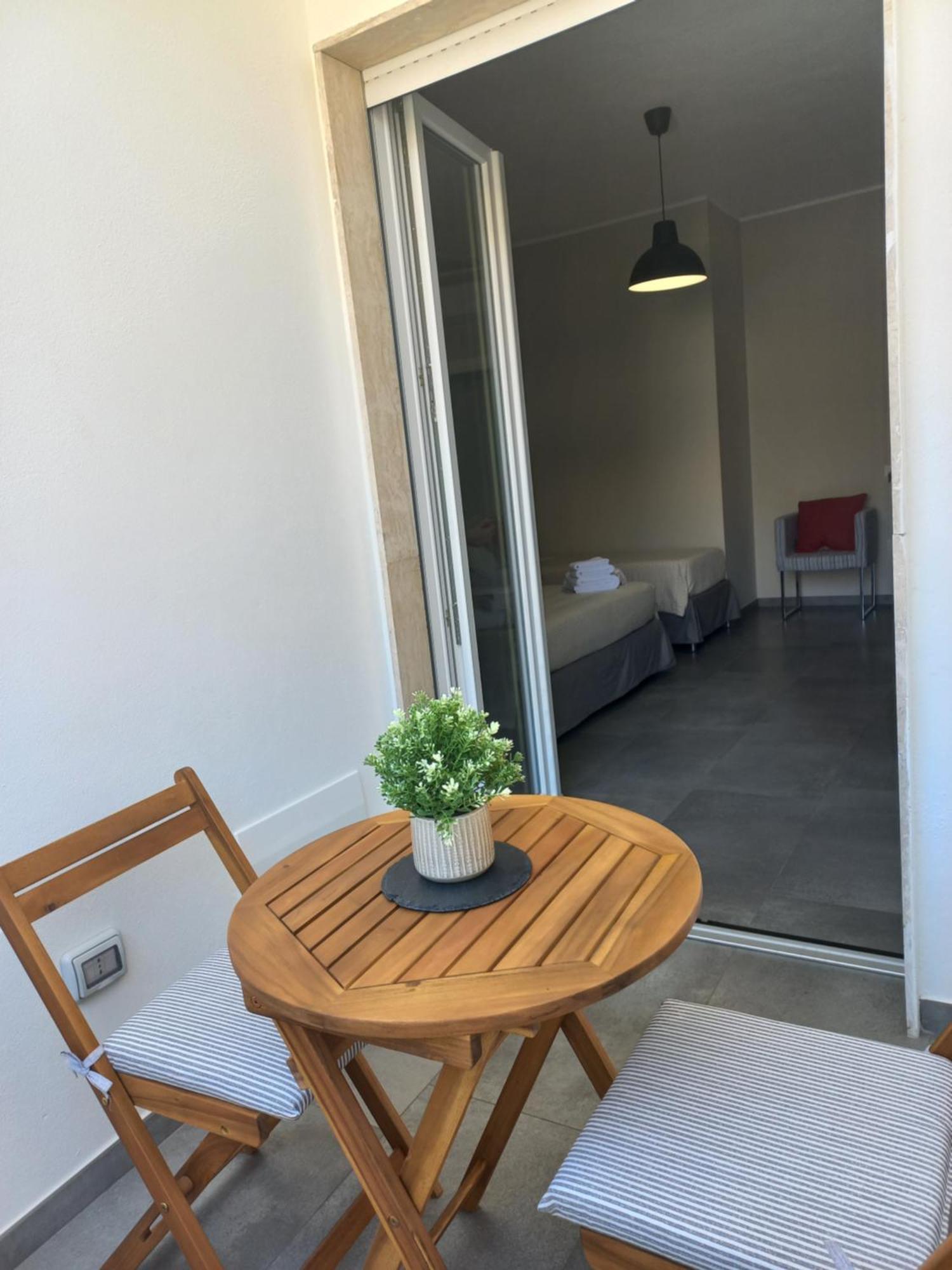 Viariva Rooms Cagliari Ngoại thất bức ảnh